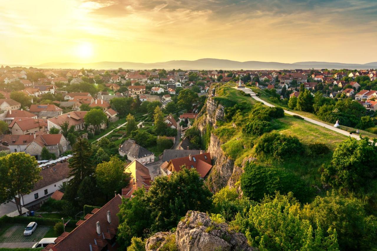 Villa Szófia Veszprém apartments Extérieur photo